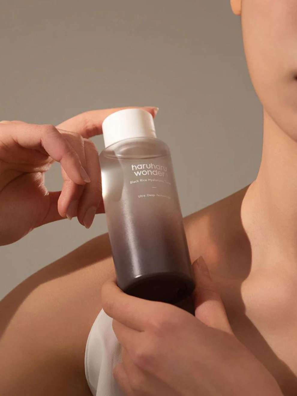 Haruharu WONDER Black Rice Hyaluronic Toner