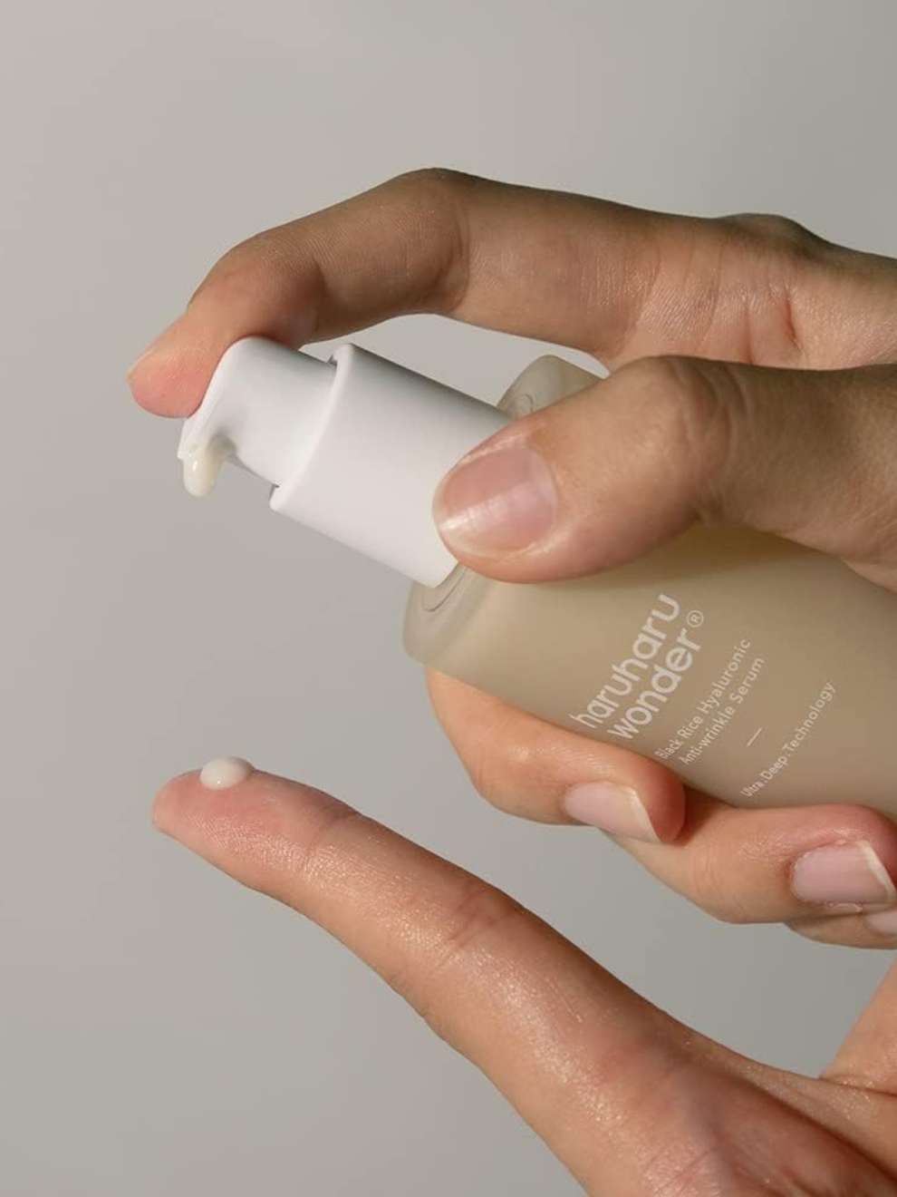 Haruharu WONDER Black Rice Hyaluronic Anti-Wrinkle Serum